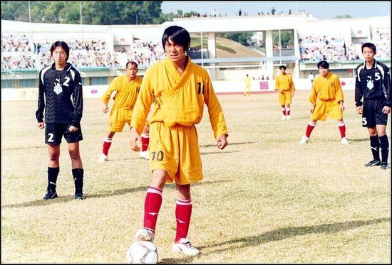 怀念周星驰电影,致敬周星驰电影少林足球的视频