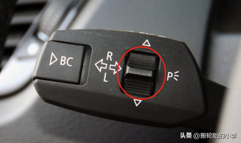 2014宝马x1保养复位教程,宝马x1换刹车片怎样复位教程