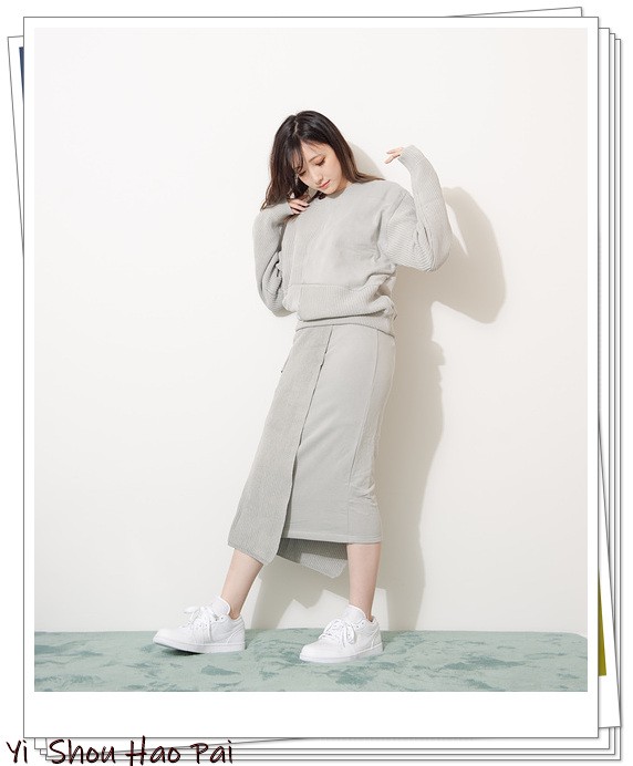 灰色半身裙如何穿搭图片,灰色半身裙高级感穿搭