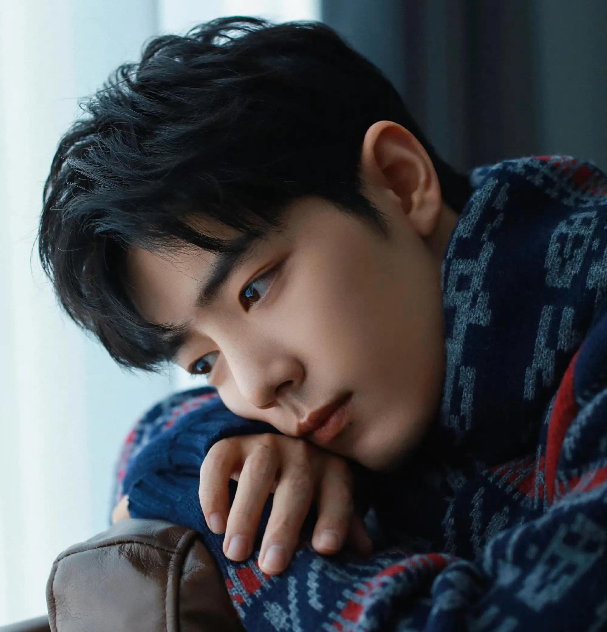 肖战拉夫劳伦香氛空降直播，真是低调奢华的粉丝福利，期待且感恩