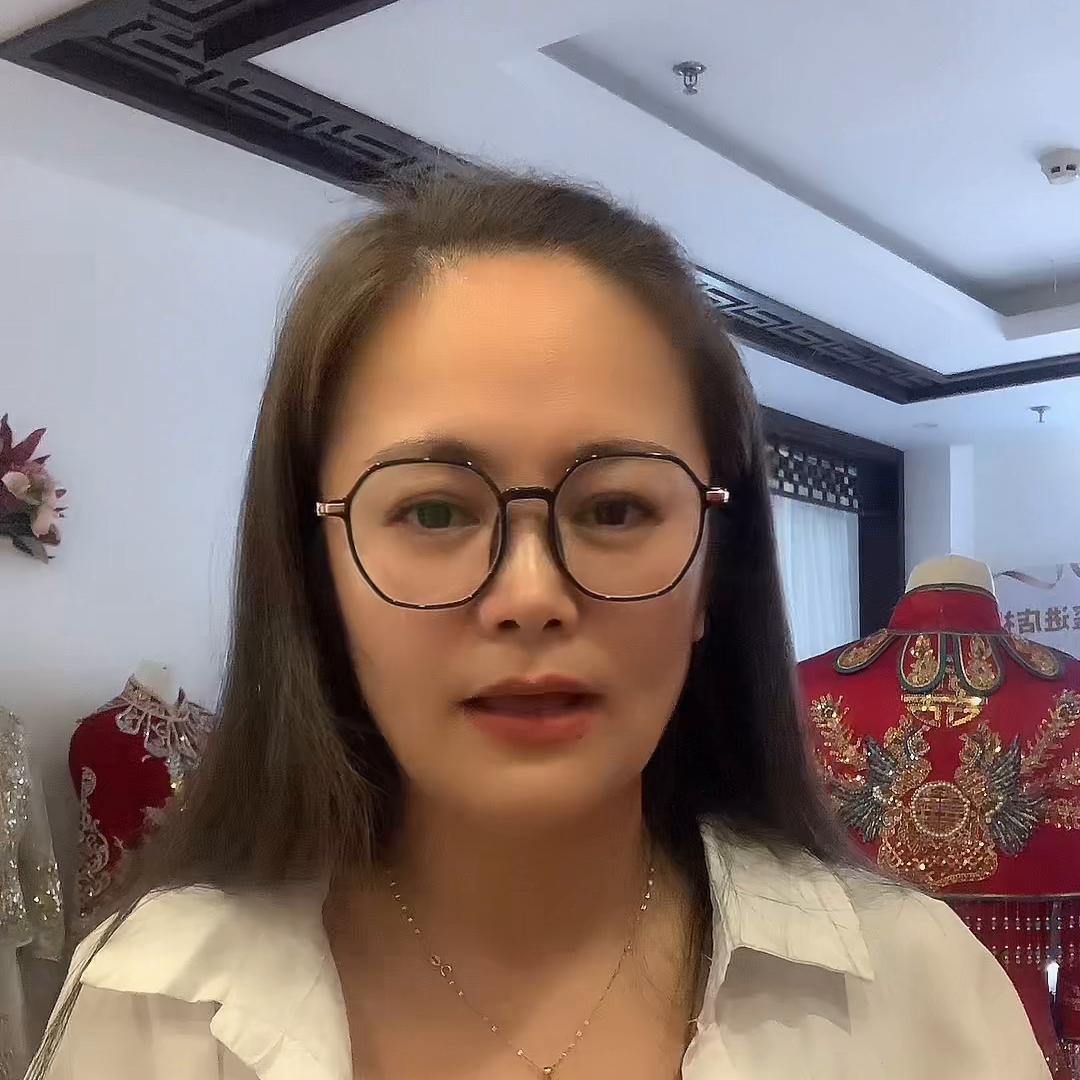 婚礼的一天每个人都在忙碌,婚庆人的一天