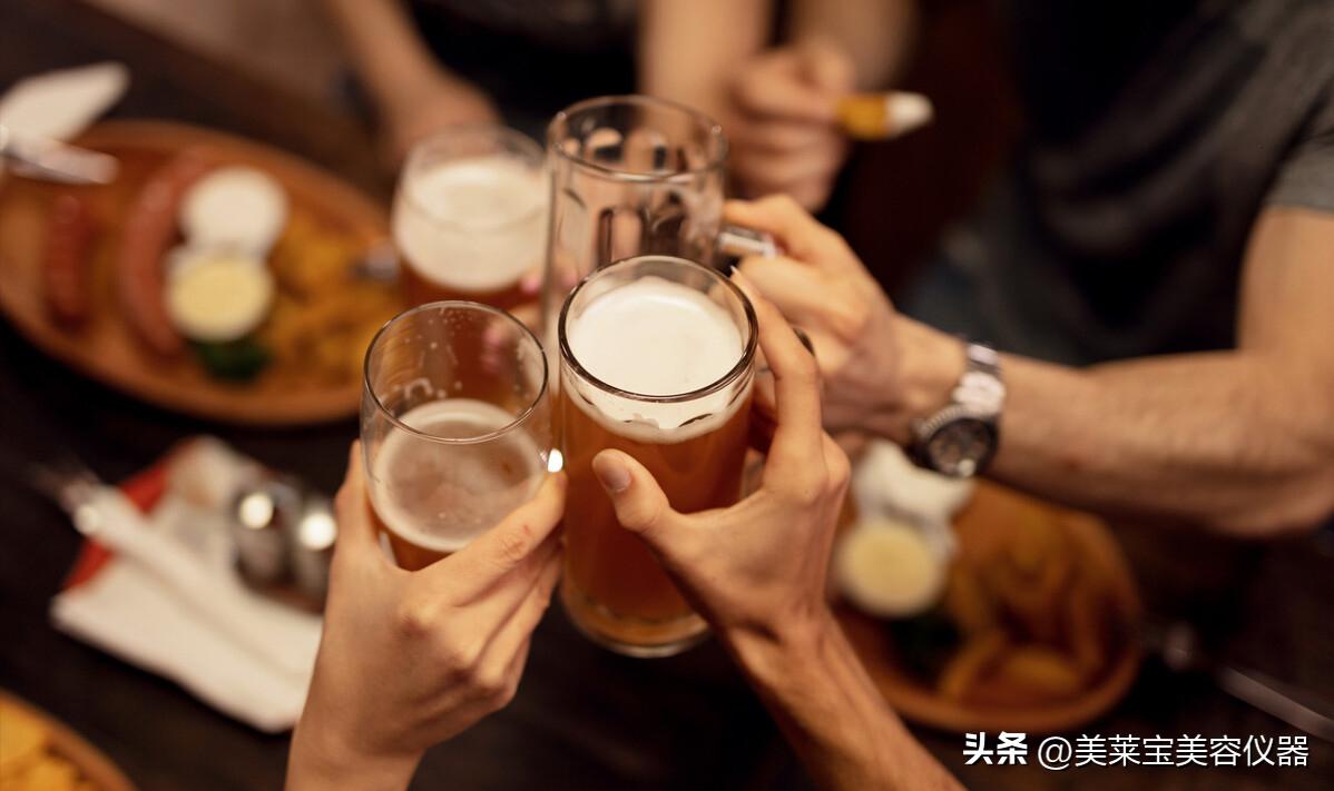 腮边总是长硬痘是怎么回事,腮边长痘是因为啥怎么解决