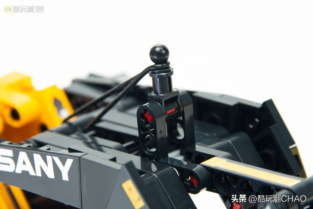 森宝积木三一重工系列拼搭视频,森宝积木三一重工吊车拼装视频