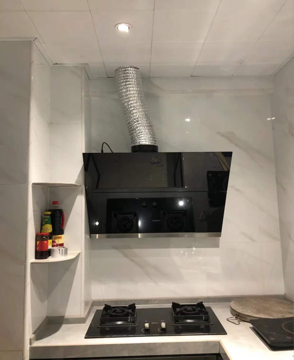 顶吸油烟机与侧吸油烟机哪个好,顶吸油烟机好还是侧吸油烟机好用