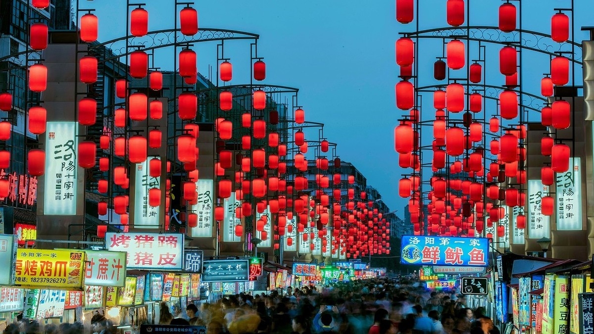 旅行推荐全国必吃的15条美食街,国内必去这10条美食街