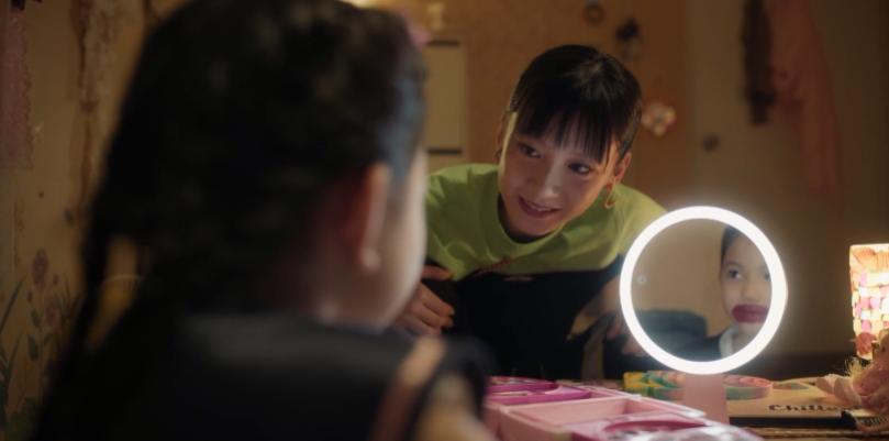 一开口就要被捂嘴?成年人难以启齿的禁忌话题,还得是她才有胆拍