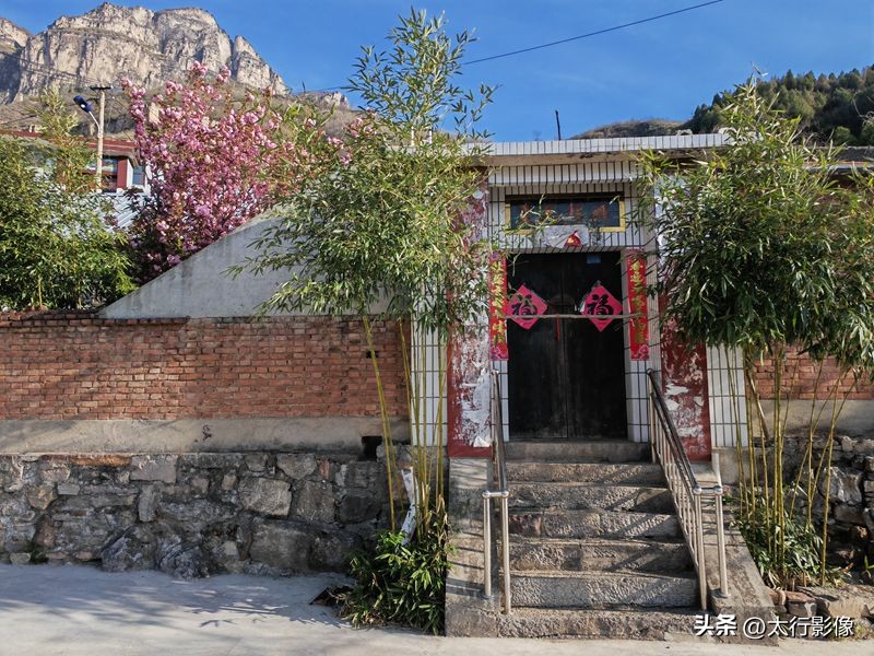 山西太行山大峡谷风景区拍照打卡,南岭太行山