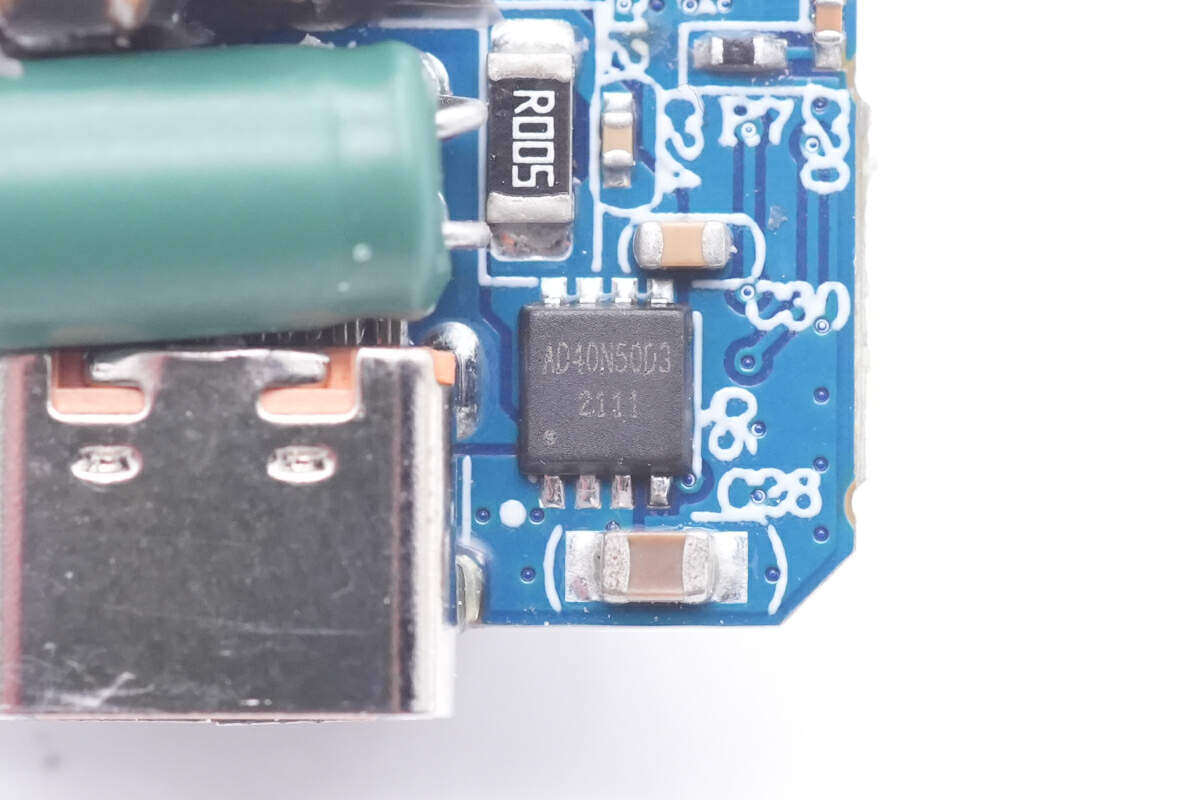 魅族pandaer无线充测评,魅族pandaer充电宝拆解