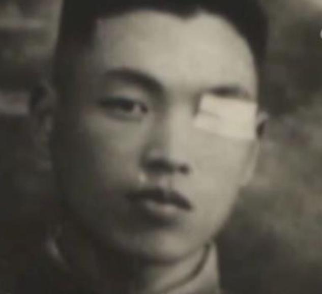 56年朱彦夫回乡后，母亲见他身体残缺吓一跳：让国家来照顾你吧