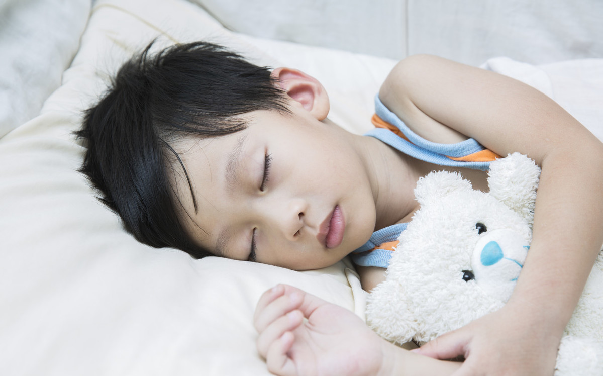 父母170孩子的正常身高应该是多少,父母不高但孩子身高190左右