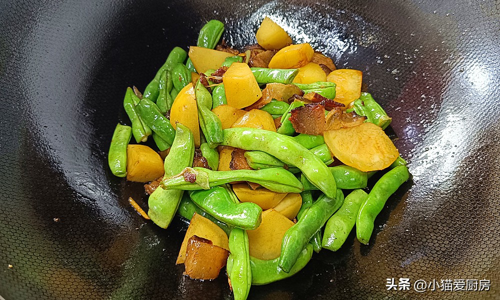 乡下洋芋豆角焖饭,洋芋豆角焖饭下饭菜