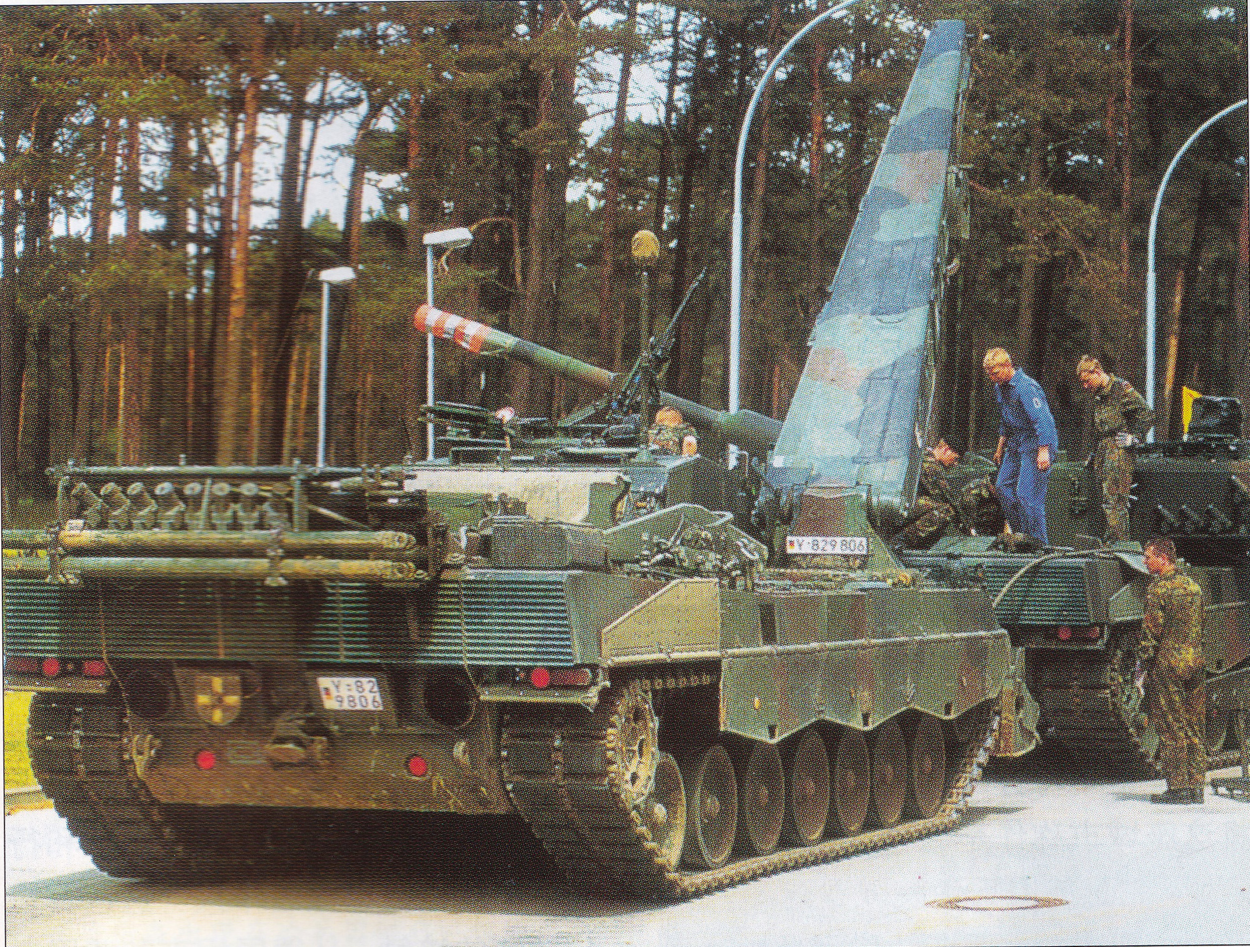 现代德国陆军装备车辆,德国陆军装甲师军标