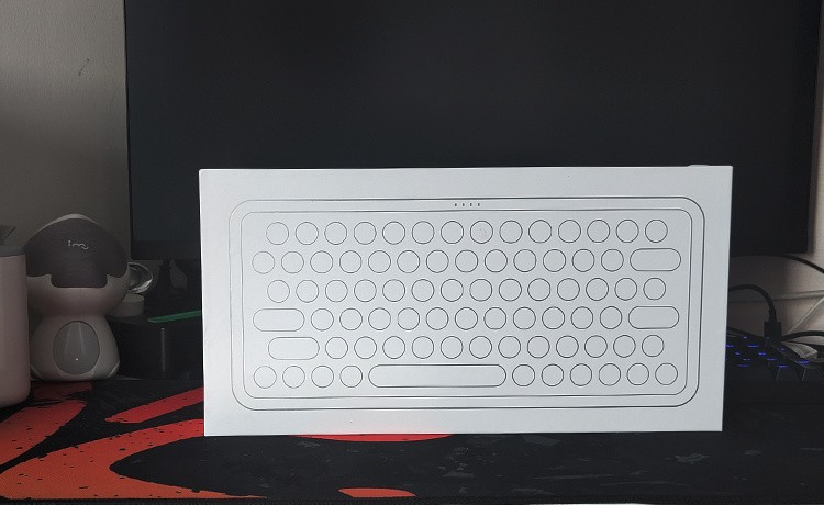 雷柏ralemopre5圣诞版机械键盘,雷柏pre5键盘