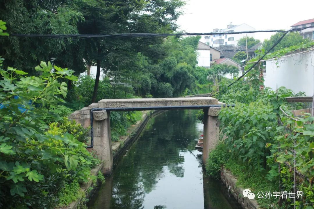 徜徉在古色古香,徜徉于千年古城老街