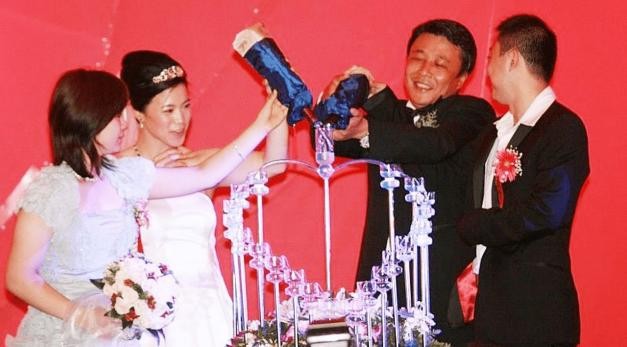 王楠患癌后丈夫的做法令网友泪目,王楠患癌12年