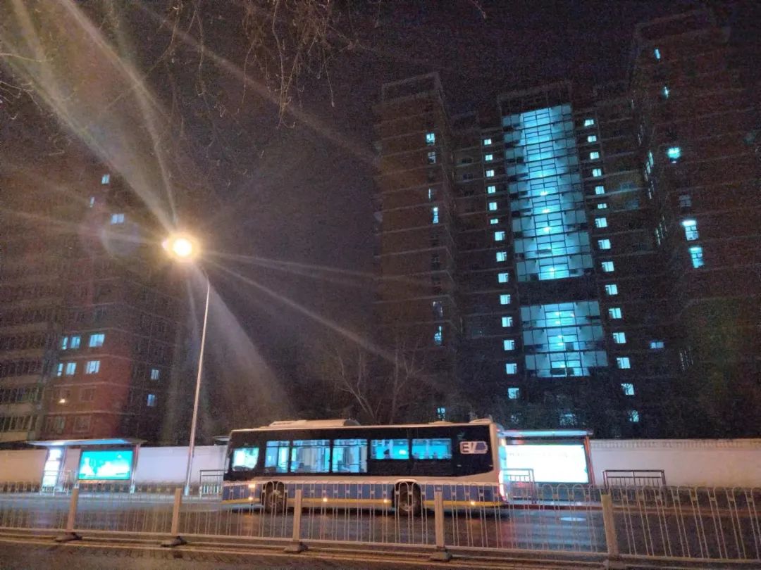 1543站，从上海坐公交晃荡到北京