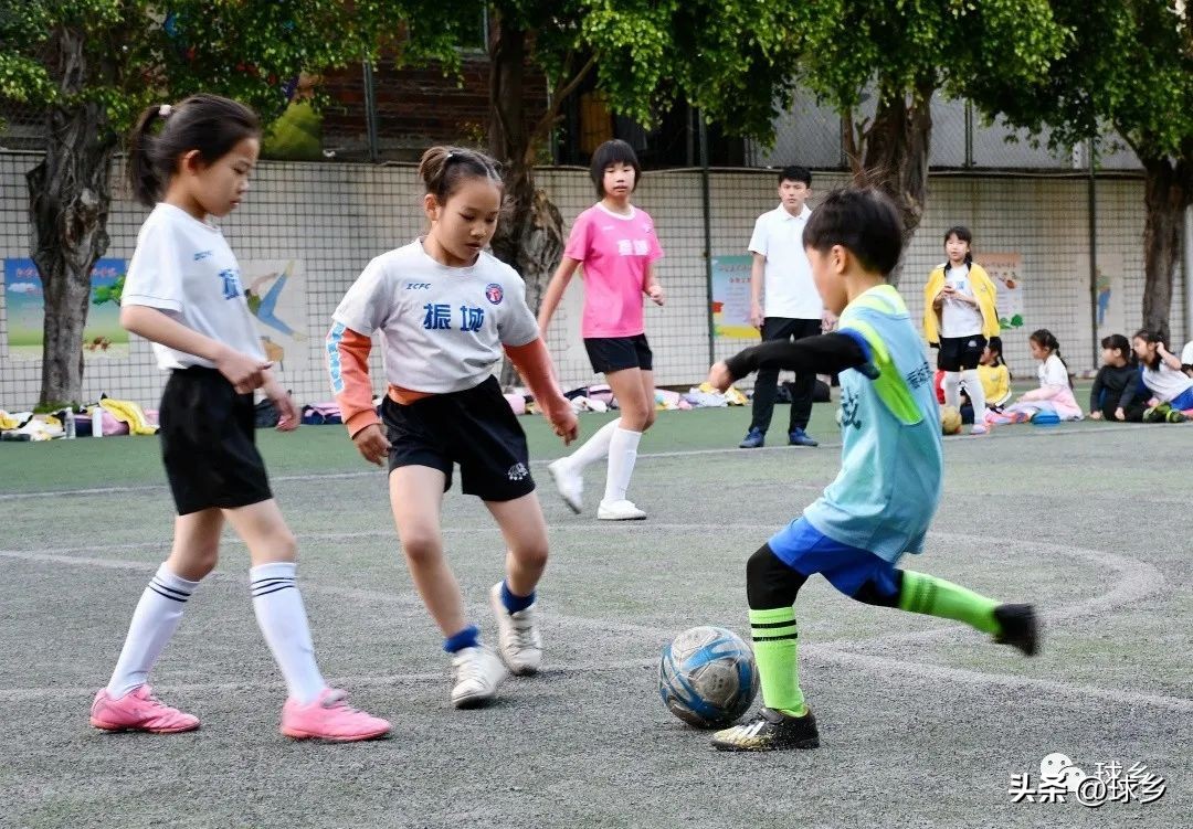 少年当自强足球,少年当自强篮球操