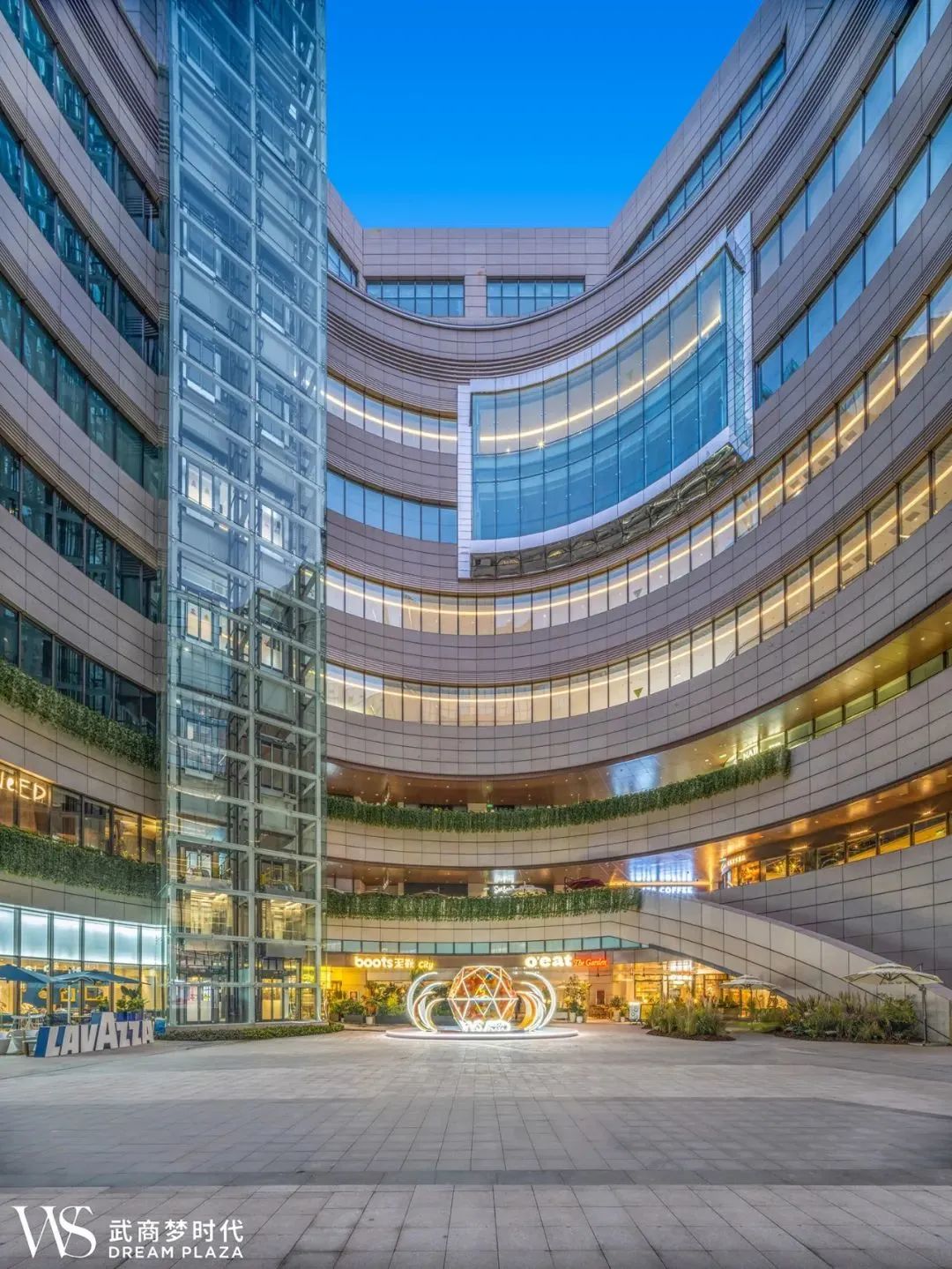 全国十大最新开业的商场,2021购物中心的top10新兴业态