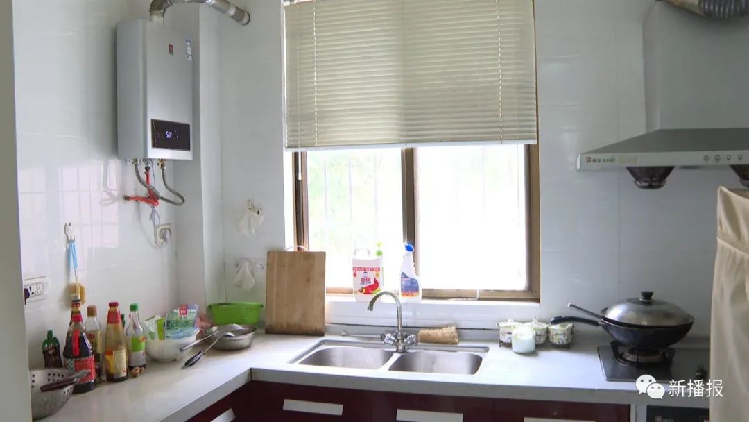 新买的热水器出水忽冷忽热,新热水器出水少还不打火