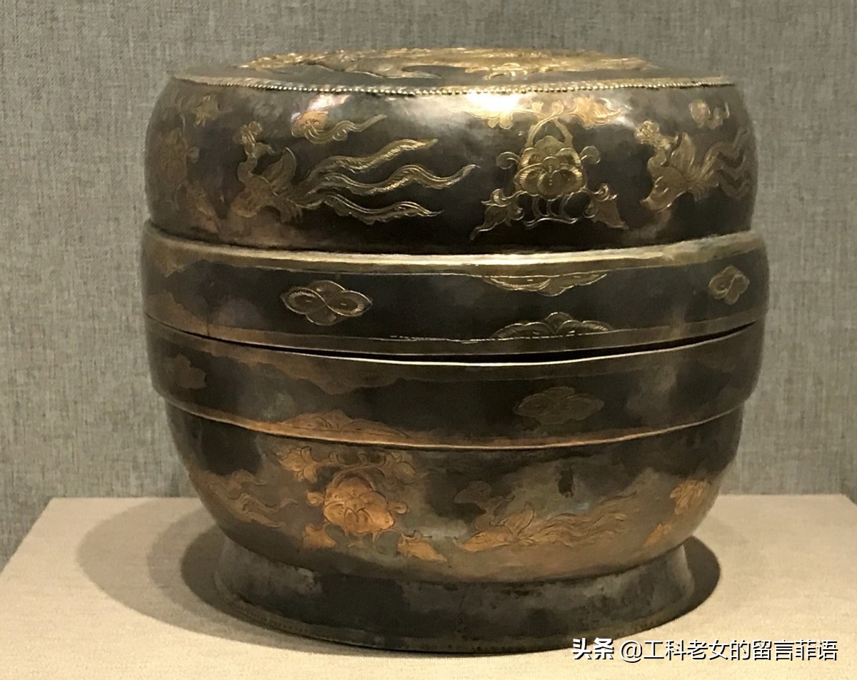 首博：流光溢彩的辽代金银器