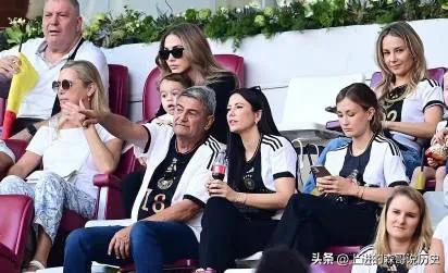 2022世界杯德国队太太团,德国队太太团获准安慰失利球员