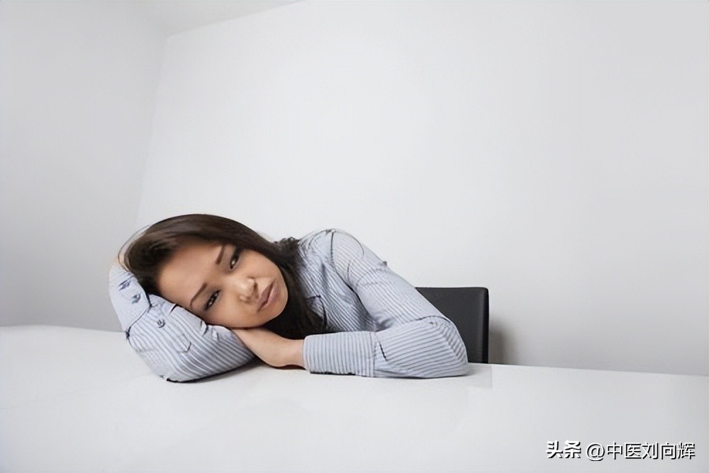 一动就出汗中医一招化解危机,一动就出汗是什么原因怎么调理