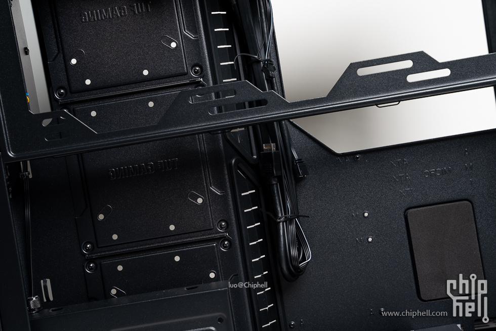 华硕tufgaminggt502弹药库白色,华硕gt502机箱黑橙搭配