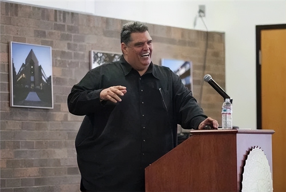 传奇*底卧**杰昆，潜伏24年，喊话上级，再不收网我就成老大了