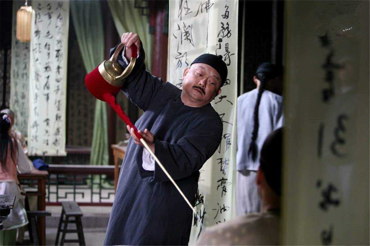 乾隆告诉纪晓岚为什么不杀和珅,铁齿铜牙纪晓岚看乾隆