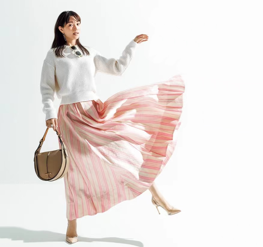 春天配色以什么色系为主,适合春天的颜色每一套都很美