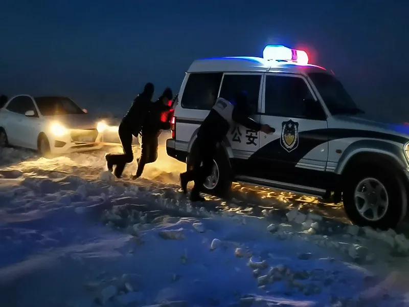 强边固防巡逻,强边固防固千里边疆