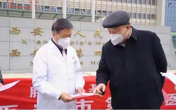 抗击疫情陕西在行动,防控疫情在行动爱心捐赠暖人心