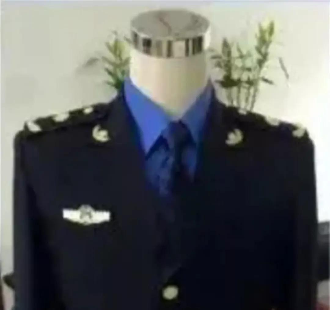 无锡“天价”城管制服背后,无锡4591元的城管制服引人热议