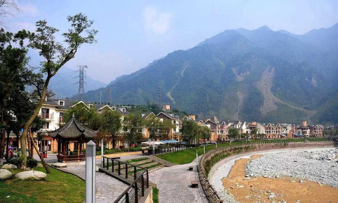 九寨沟是怎么恢复地震前的样子的,地震后的九寨沟风景怎么样了