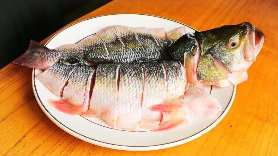 人体缺少维生素b会出现什么症状,身体缺少了维生素B有哪些反应