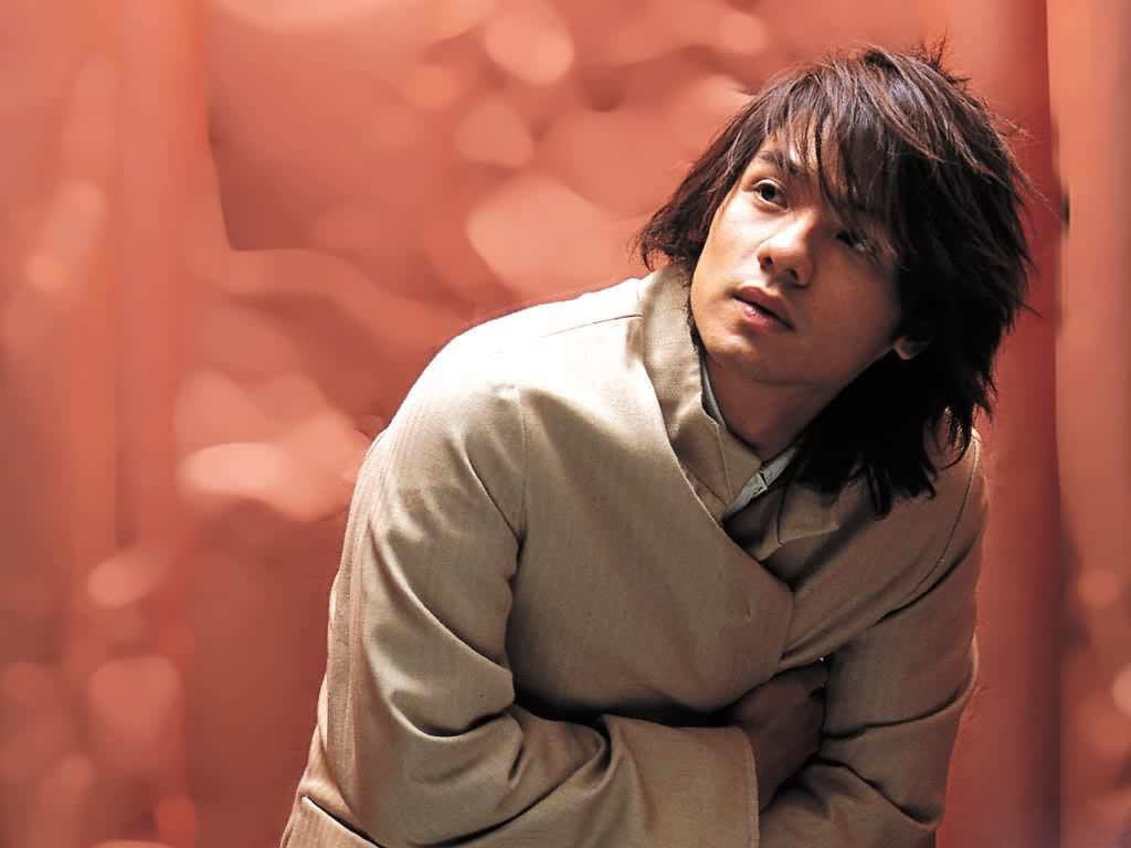 最酷的男明星短发型,顶流男明星发型