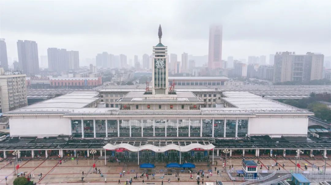 首次开通始发高铁,最新高铁开通列车表