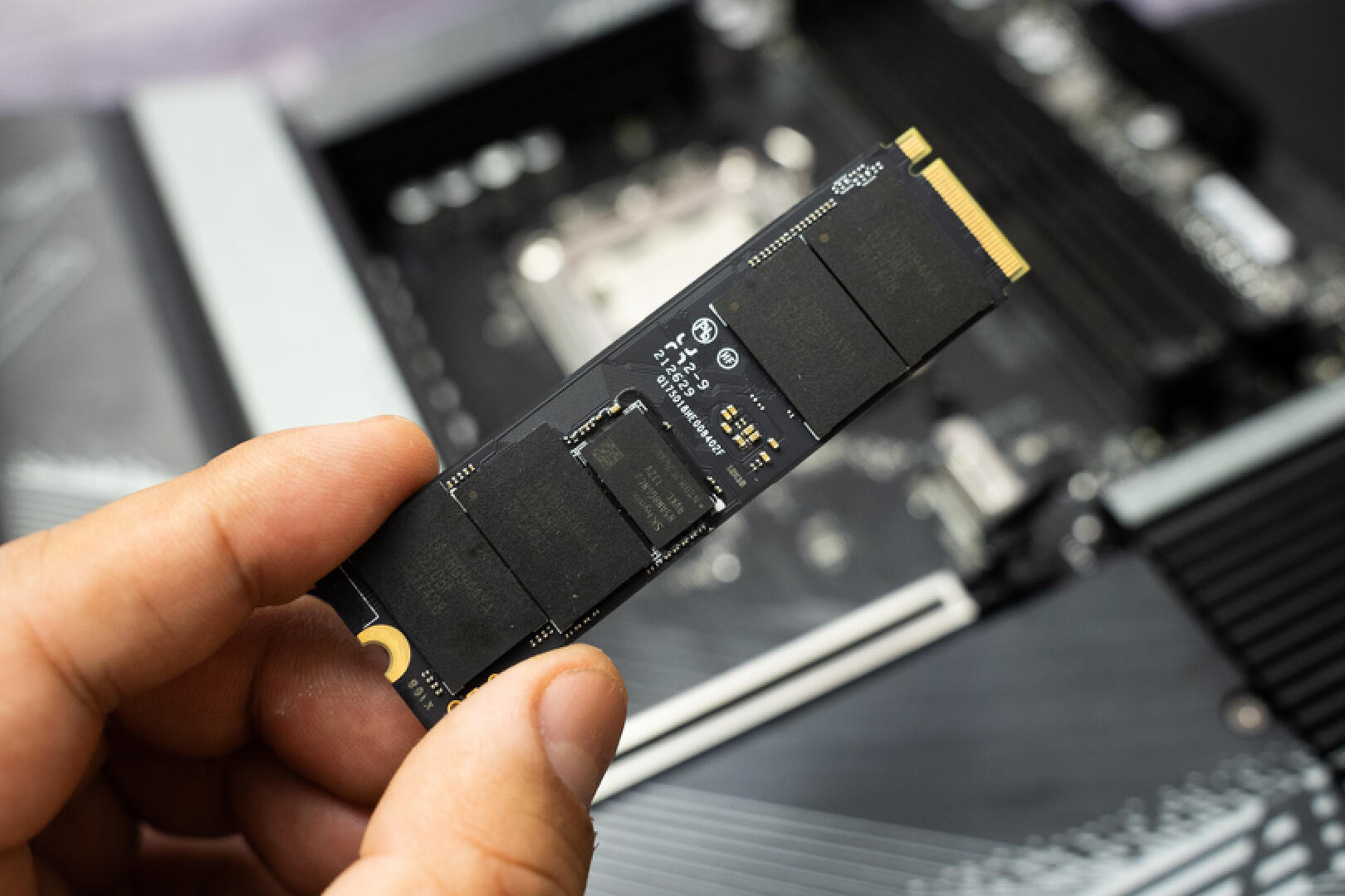 7950x省钱装机配置推荐,7950x评测剪辑能力