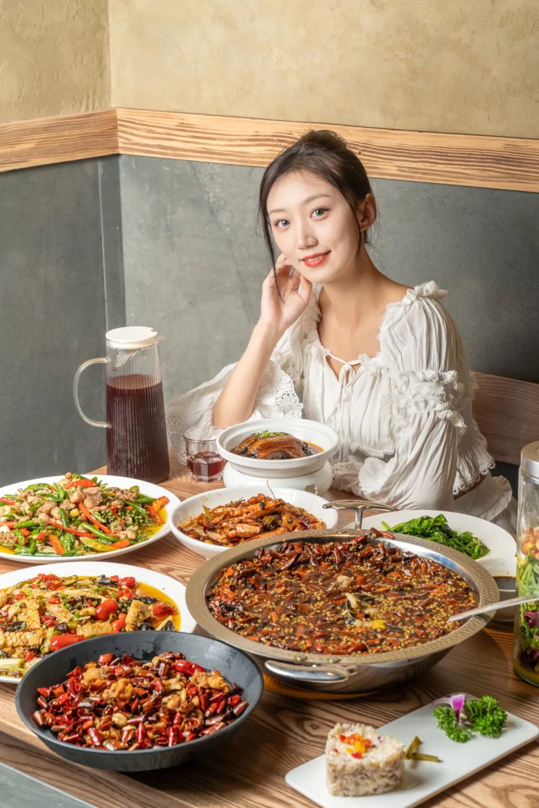 称霸江湖菜23年的“排队神话”又开新店！不讲故事只讲味道