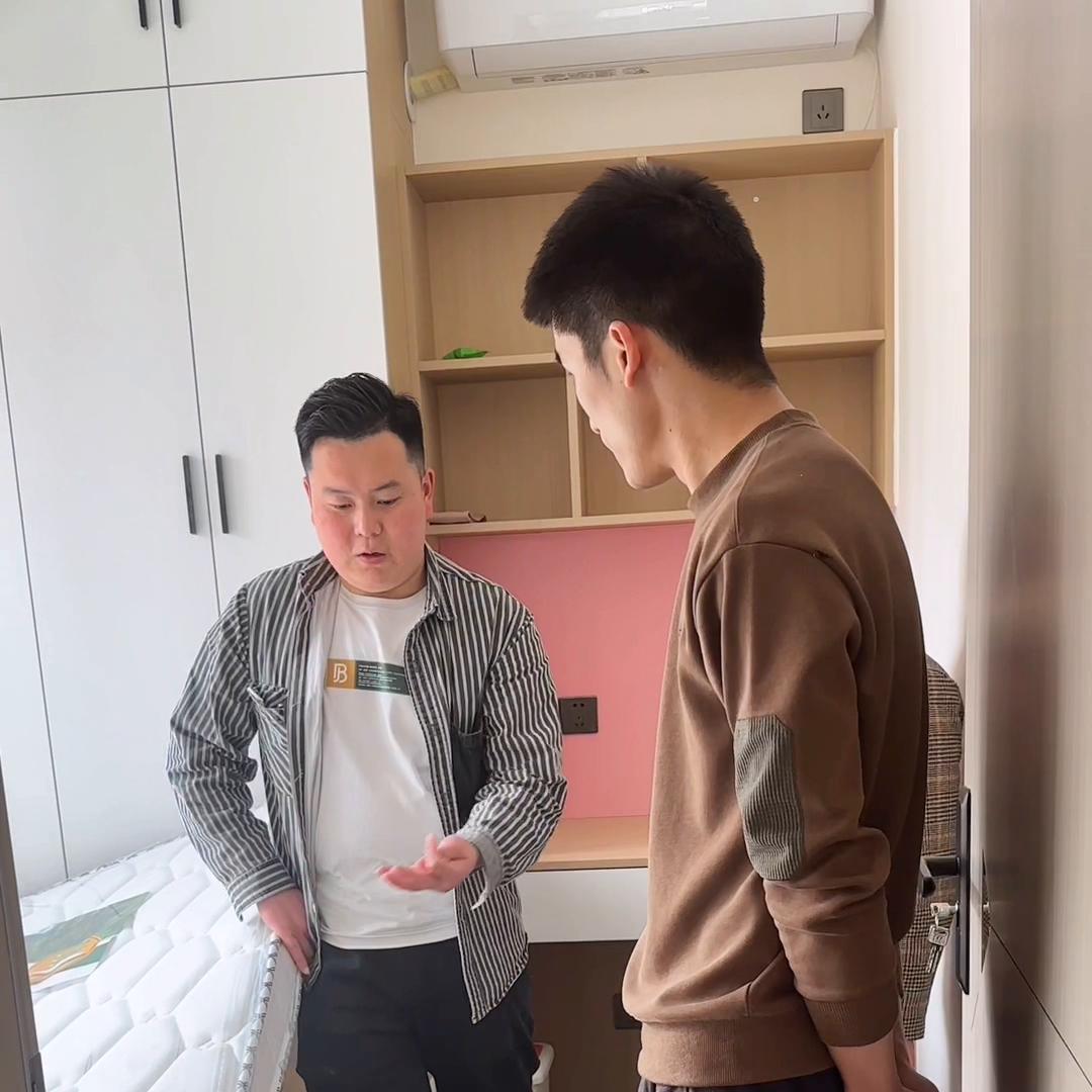 我愿意去每一位客户的家里嘱托我的每一位客户，让他买的放...