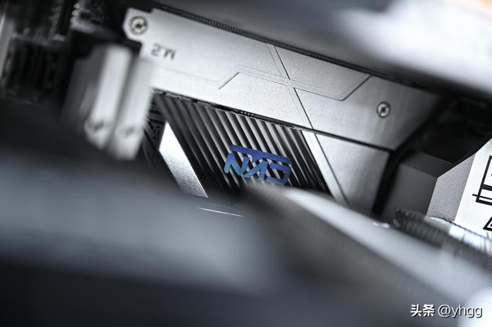 七彩虹影驰b460m,七彩虹b760i显卡