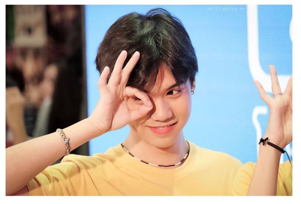 他泰一眼万年的外观2：南农的酒窝，呆的喉结，普明的耳边痣