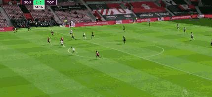 足球励志人物孙兴慜,孙兴慜武球王难掩巨星本色