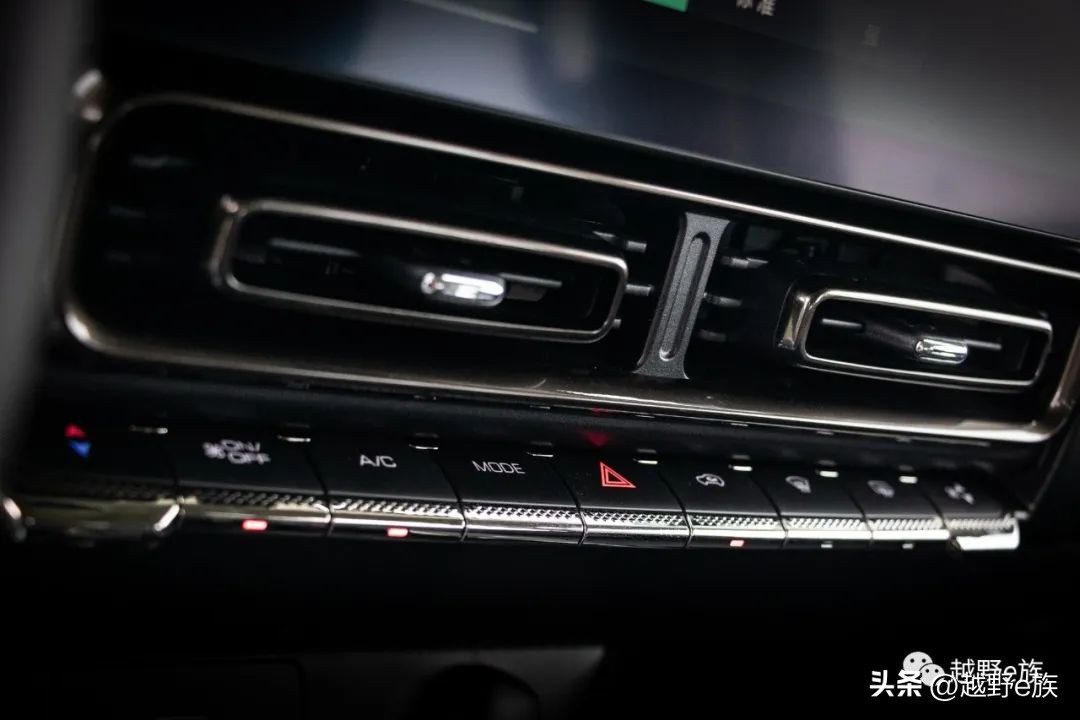 哈弗猛龙高速公路试驾,20万左右新能源硬派越野二手