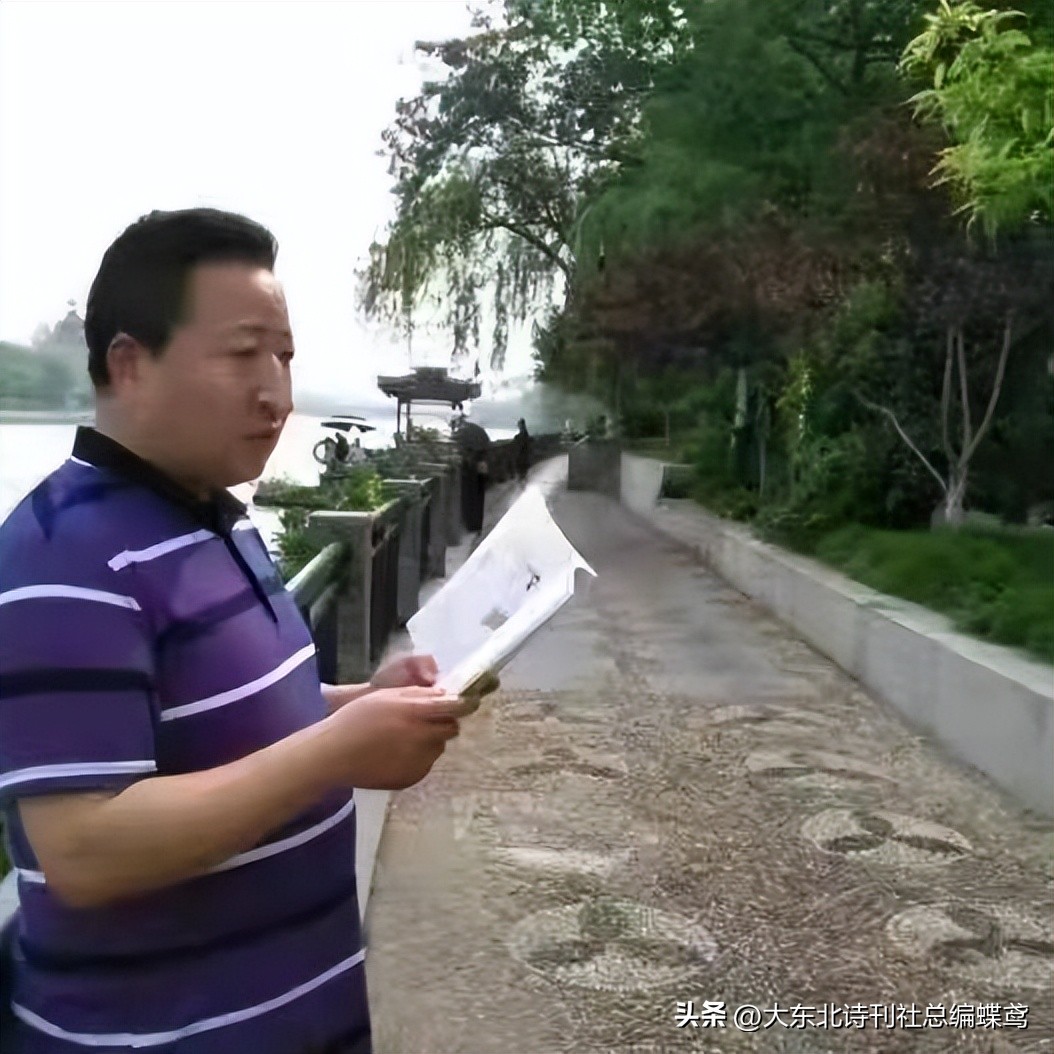 《秋天和冬天的对话》作者//周峰朗诵//陈兵