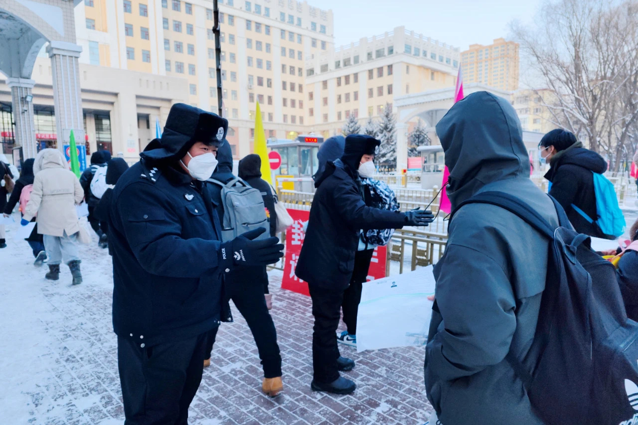 请“你”迎寒绽放有“我”保驾护航|黑龙江大学2023年考研工作纪实