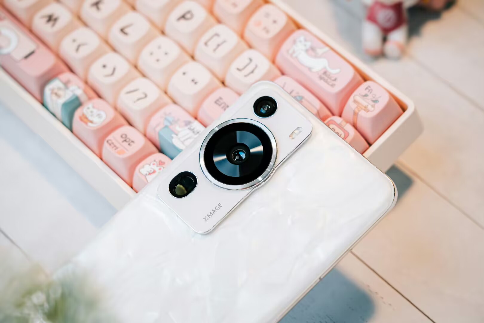 突然变香了！华为P60Pro直降940元，网友：还买什么iPhone14Pro