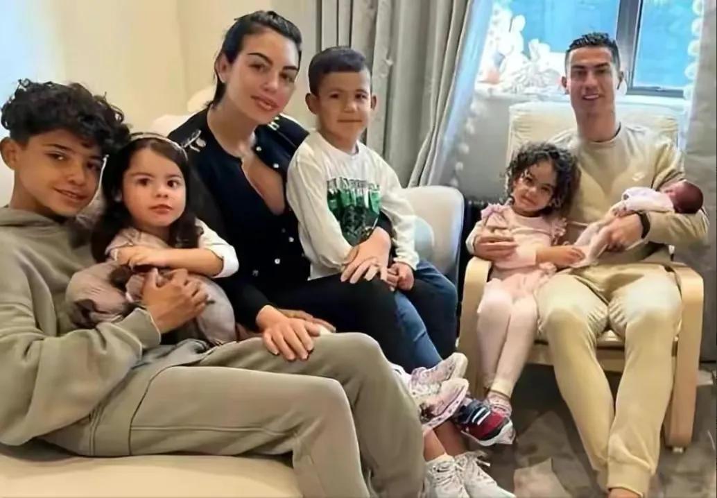 传奇c罗,c罗传奇的一生