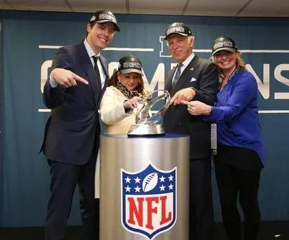 阿森纳老板克伦克,克伦克阿森纳