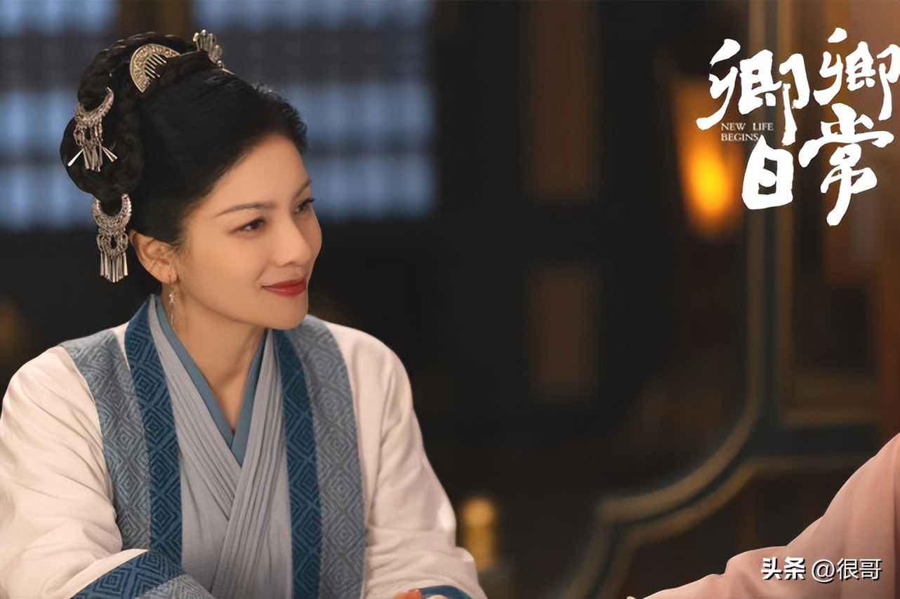 田曦薇凭借《卿卿日常》出圈,不仅七天涨粉45万,演技也备受好评